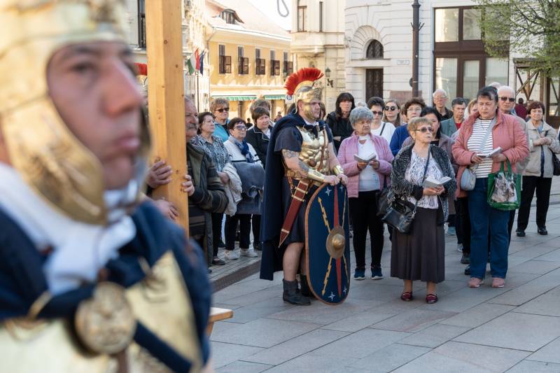 2025_04_12_varosi keresztut_75.jpg